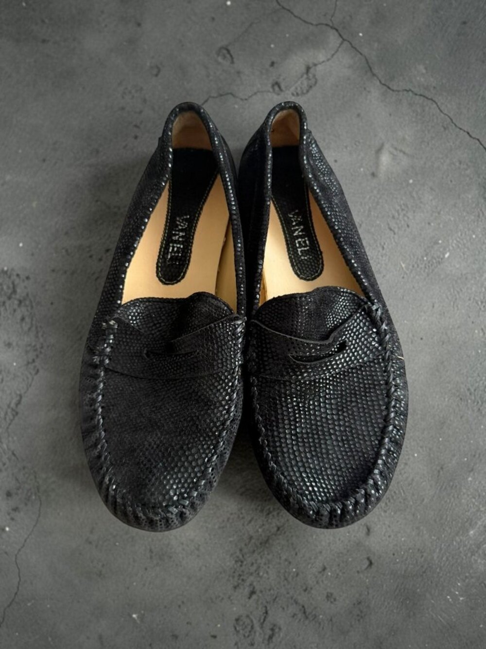 VAN ELI Black Leather Loafers Flats Size 6.5